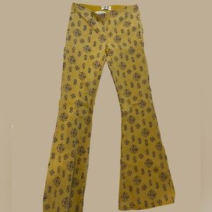 Low waisted flare pants